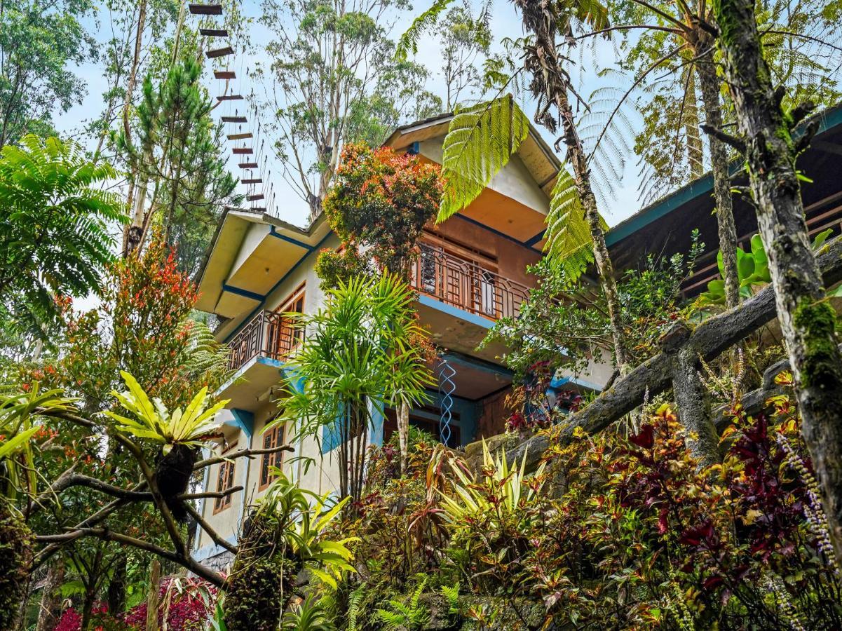 Oyo Homes 90915 Eco Tourism Desa Cihanjuang Rahayu Ciwangun Indah Camp Villas Bongkar Zewnętrze zdjęcie